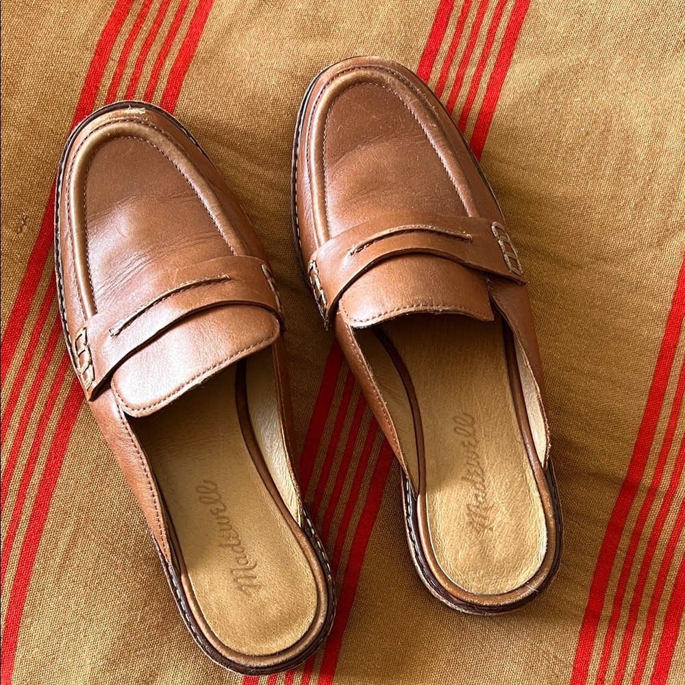 Madewell women’s Tan Leather Slip-On Loafers size 6